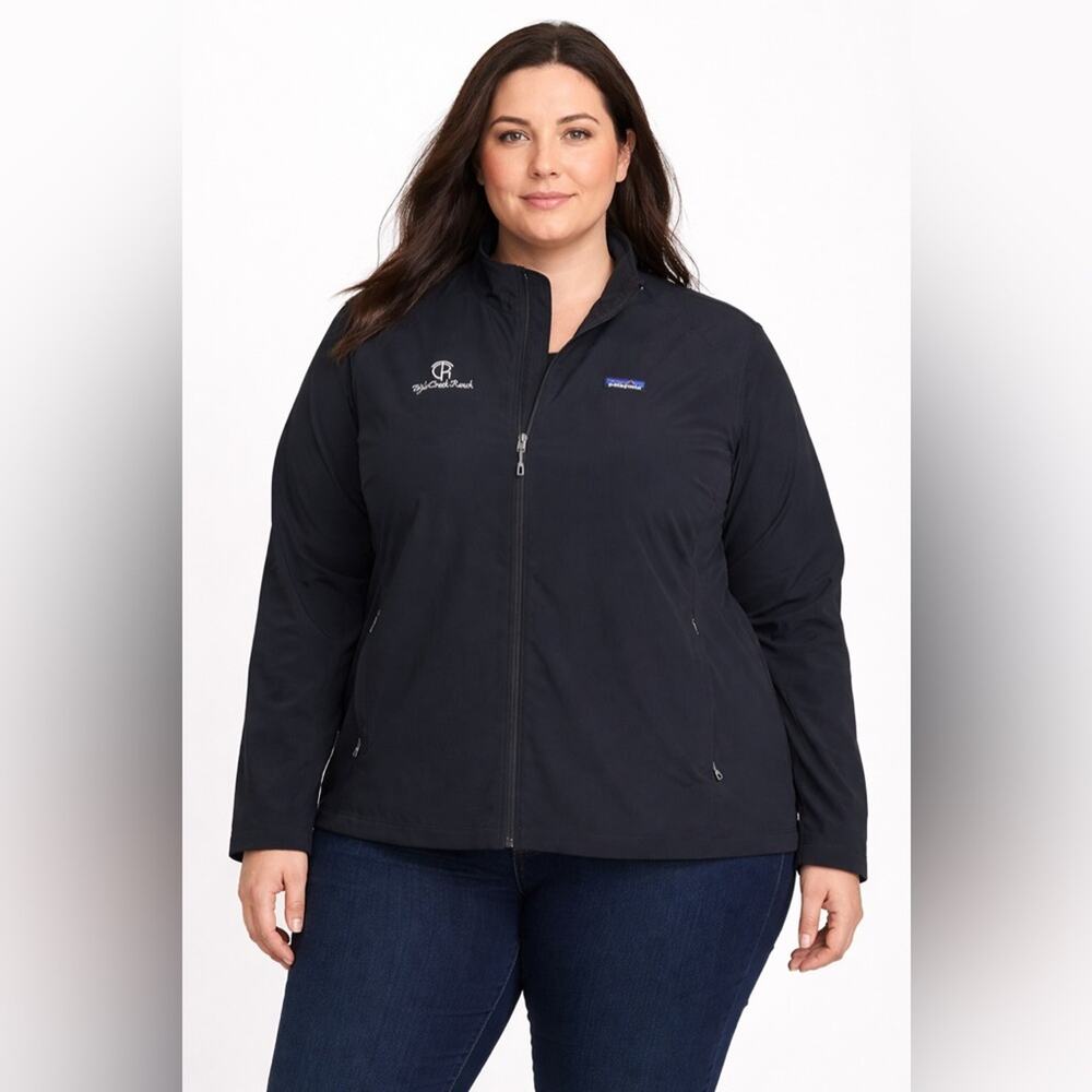 Patagonia Women's Softshell Jacket in Black Size XL